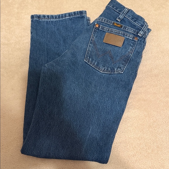 Wrangler Other - Wrangler Men's Relaxed Fit Denim Jeans